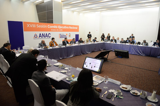  Expone Isidro ante ANAC logros del CIAC en Saltillo 