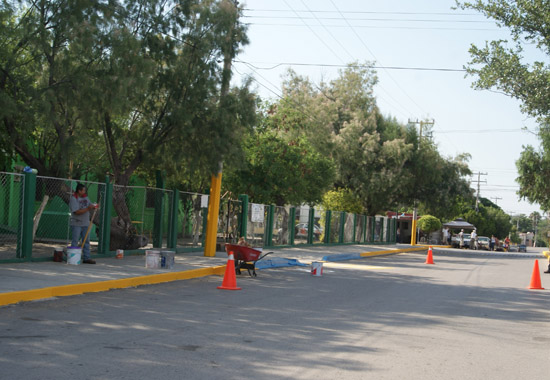 Refuerza gobierno municipal de San Juan de Sabinas labores para mejorar imagen urbana 