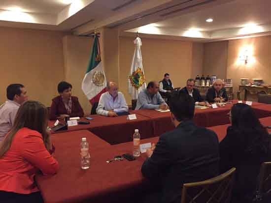 Rubén Moreira felicitó a nuevos consejeros del Organismo Público Local Electoral 