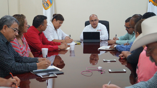 Se reúne César Gutiérrez con su gabinete de gobierno 
