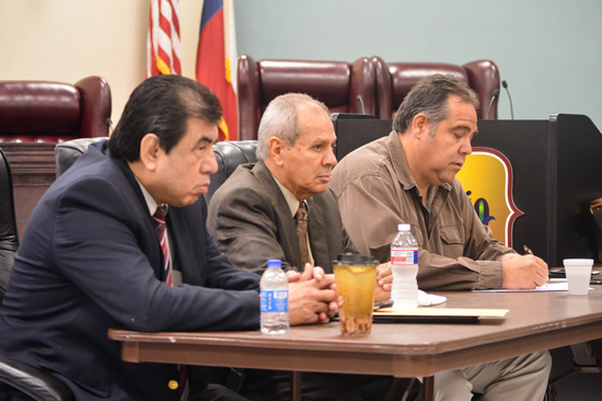 Se reúnen funcionarios de Acuña y Del Rio con Secretario del Estado de Texas 