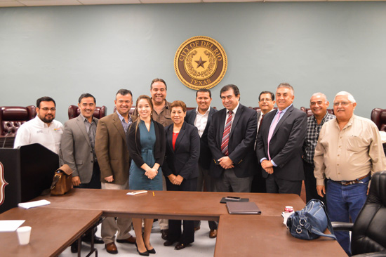Se reúnen funcionarios de Acuña y Del Rio con Secretario del Estado de Texas 
