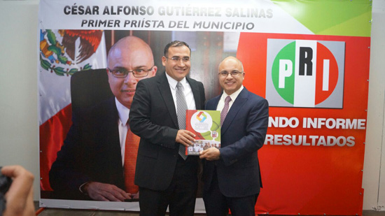 Entrega César Gutiérrez informe al PRI 