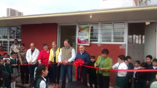 Celebran reparación de servicios sanitarios y eléctricos en aulas del Programa 'Cien Obras Más” para Coahuila