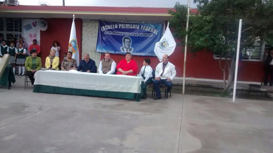 Celebran reparación de servicios sanitarios y eléctricos en aulas del Programa 'Cien Obras Más” para Coahuila
