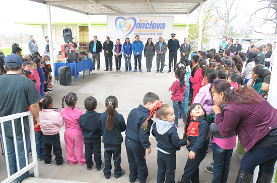 Realiza Alcalde Licenciado Gerardo García Castillo entrega de Material y Activación Física a Jardín de Niños  “Jesús Reyes Heroles “