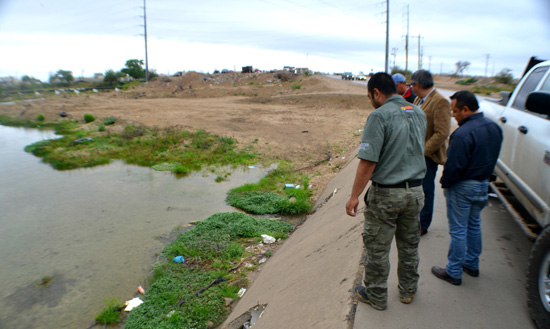 Verifican Protección Civil y Obras Públicas zonas inundables 