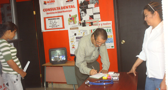 Realiza salud municipal brigada multidisciplinaria en col. “San Antonio” 
