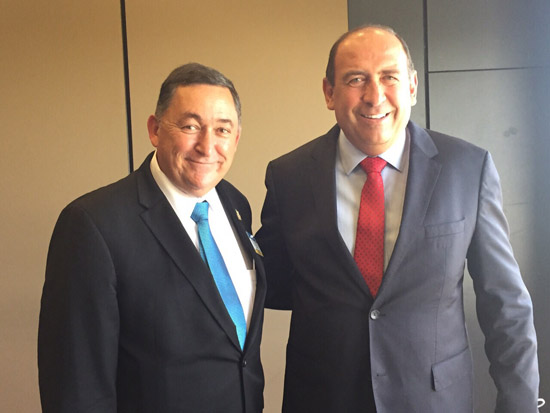 Sostienen reunión gobernador Rubén Moreira y alcalde de Saltillo 