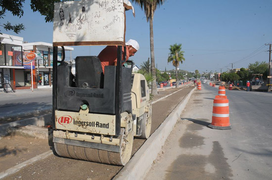 Avanza construcción de andador y ciclopista en Monclova 