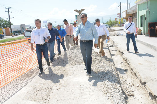 Supervisa Alcalde de Monclova obra de drenaje pluvial 