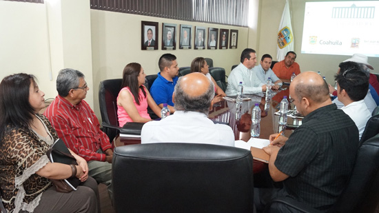 Se reúnen diputados con autoridades fiscales de la Región Carbonífera 