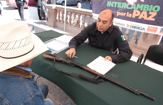 En Coahuila se previene la violencia a través del Canje de Armas de Fuego 