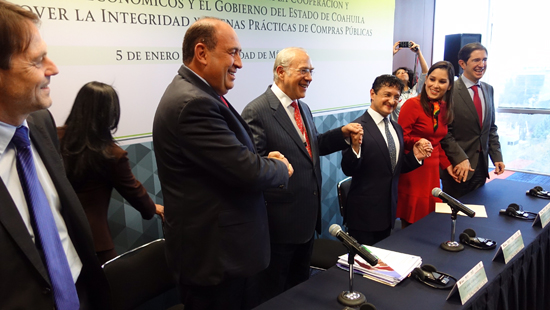 Firma Coahuila primer acuerdo nacional con OCDE sobre integridad y compras públicas 