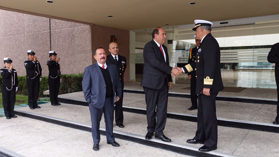 Rubén Moreira da conferencia en la Marina Armada de México 