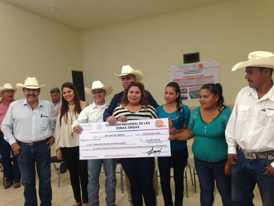 Lleva CONAZA apoyos por primera vez al municipio de San Juan de Sabinas 