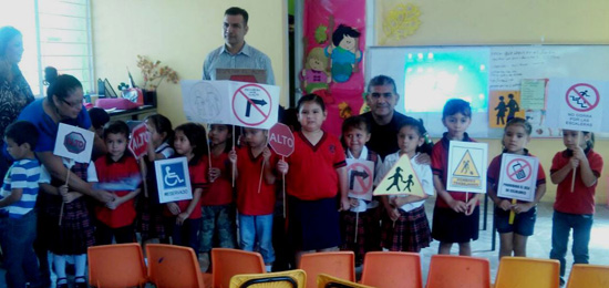 Llevan pláticas de educación preventiva al Jardín de Niños Elisa Villarreal de Asturias 