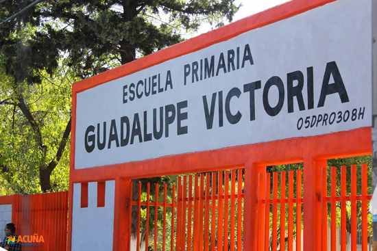 Entregan barda perimetral a la primaria Guadalupe Victoria 
