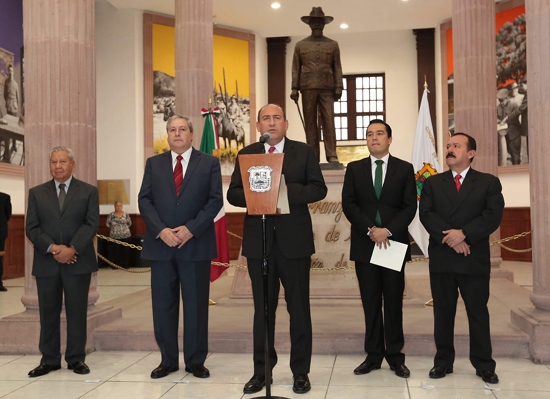 Rubén Moreira entrega el V Informe de Resultados a las y los diputados de la LX Legislatura 