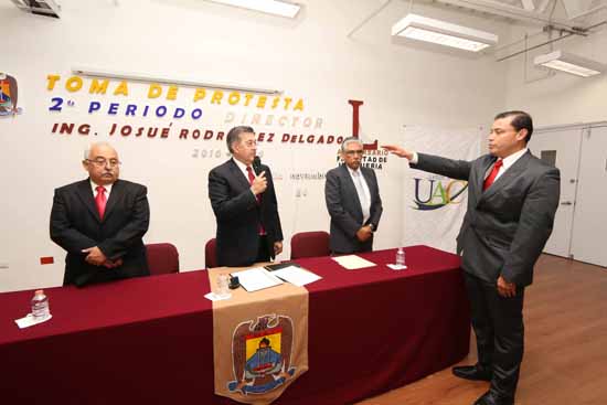 Toman Protesta Directores de la Faculta de Ingeniería y Escuela de Bachilleres “Dr. Mariano Narváez Glz” T. M. 