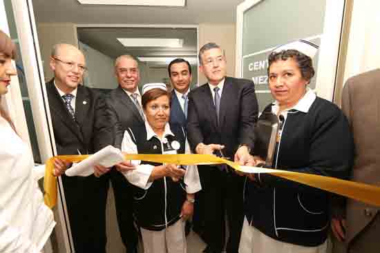 Inauguran Áreas de Atención en el Hospital Universitario de Saltillo 