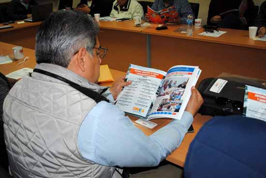Presenta Gerente de SIMAS Acuña Informe 2015 