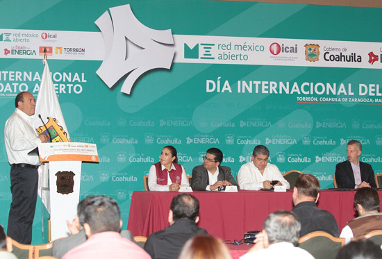 Es la transparencia factor de competitividad: Rubén Moreira Valdez 