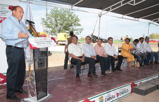 Con obras que benefician a todo el estado, Coahuila avanza 