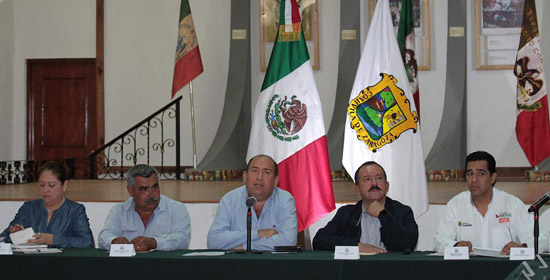 Coordinan Rubén Moreira y alcaldes programas de trabajo 