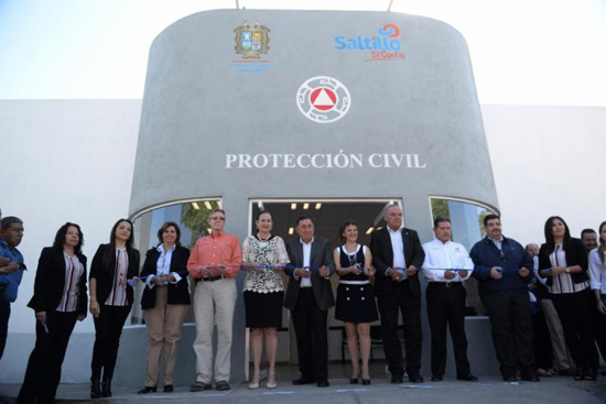 Inaugura Isidro edificio de Protección Civil 