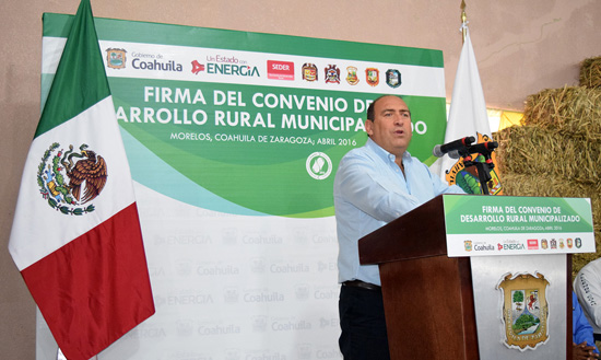 Resalta alcaldesa apoyo del gobierno del estado a productores ganaderos y agrícolas 