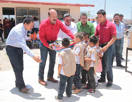 Avanza Coahuila en el mejoramiento de escuelas 