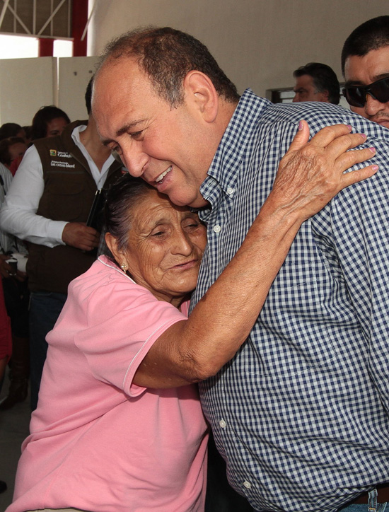 Coahuila avanza en el combate a la pobreza.- Rubén Moreira 