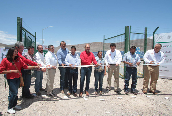 Inauguración de granja solar y red eléctrica en Boquillas del Carmen 
