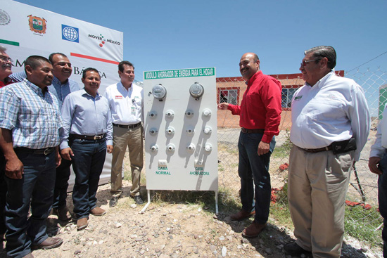 Inauguración de granja solar y red eléctrica en Boquillas del Carmen 