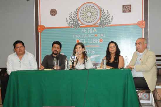 Invita gobierno del estado a la Feria Internacional del Libro Arteaga Fila 2016 