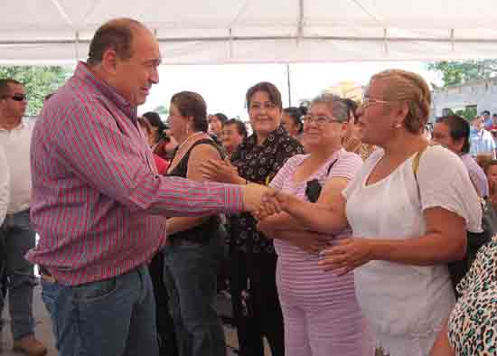 Con más pavimentación, Coahuila avanza: Rubén Moreira 