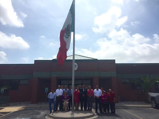 Despide alcalde de Acuña a Cónsul de México en Del Río, Texas 