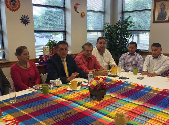 Despide alcalde de Acuña a Cónsul de México en Del Río, Texas 