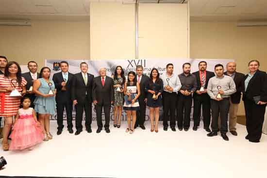 Reconoce UA de C Labor de Periodistas con la 17ª Edición del Premio de Periodismo Cultural “Armando Fuentes Aguirre” 