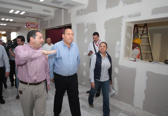 Supervisa gobernador trabajos de modernización en el aeropuerto Plan de Guadalupe 