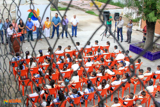 Arrancan construcción de barda perimetral en la Octagenaria Escuela Federal Coahuila 