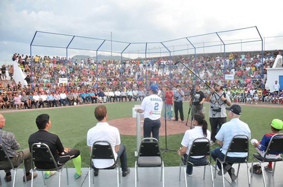 Inauguran la Unidad Deportiva Sur de la Colonia Calderón 