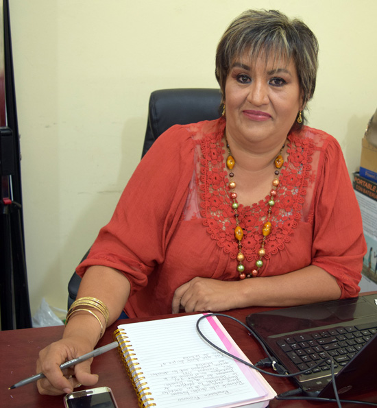 Promueve Instancia Municipal de la Mujer cursos en Nava 
