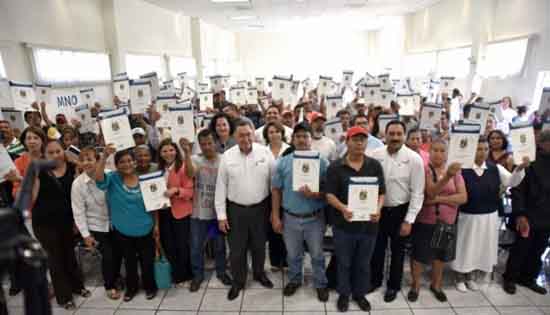 Prepara Municipio entrega de escrituras en Saltillo 