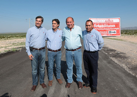 Rehabilitamos y construimos más carreteras para Coahuila 