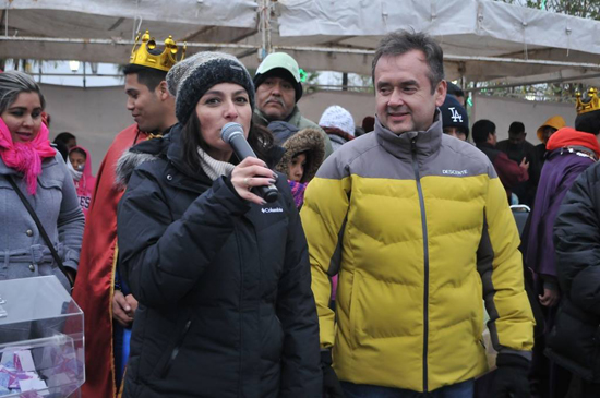 Celebran Alcalde y Primera Dama Día de Reyes con cientos de personas 
