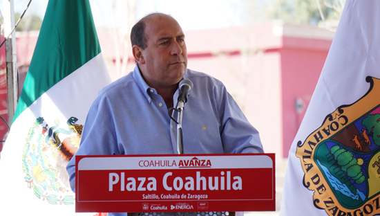 El gobernador Rubén Moreira entregó la plaza “Coahuila” 