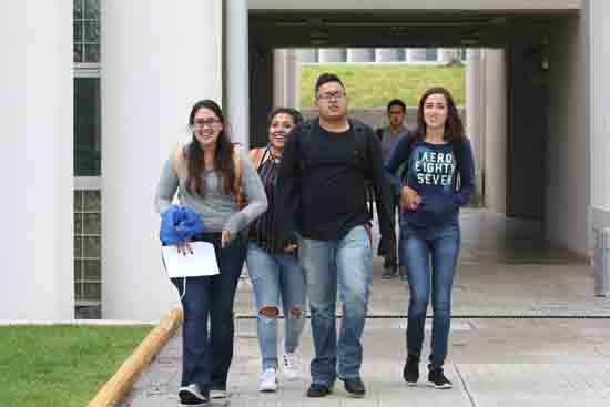 Más de 2 mil estudiantes de nuevo ingreso se integran a la UA de C para el semestre enero-junio 2017 