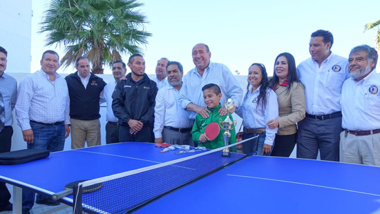 Impulsa Rubén Moreira la disciplina olímpica del tenis de mesa 